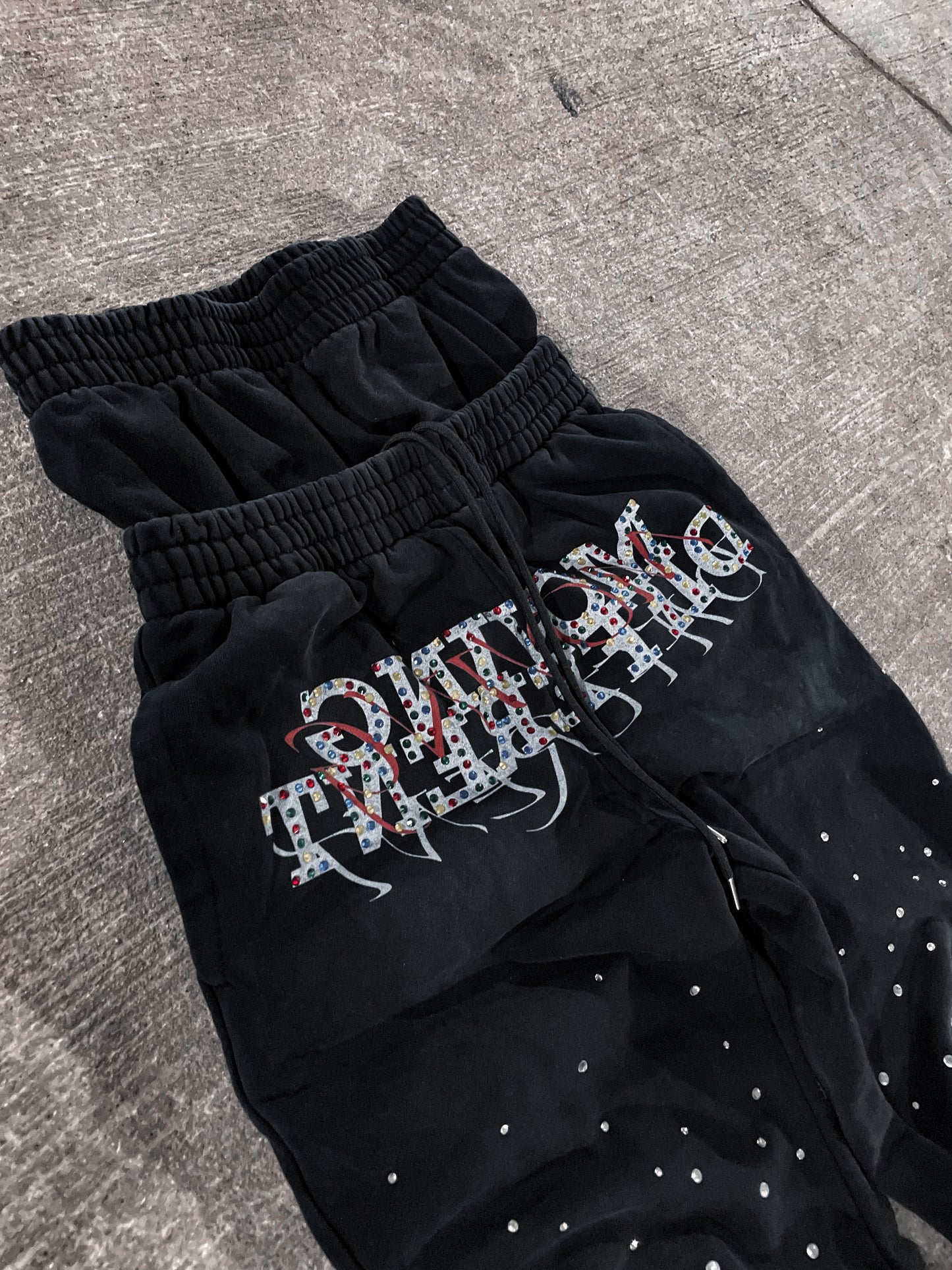 MOVING DIFFERENT Double-Waisted SweatPants