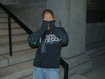 “MOVING DIFFERENT”Double-Layered Long Sleeve (BLK)